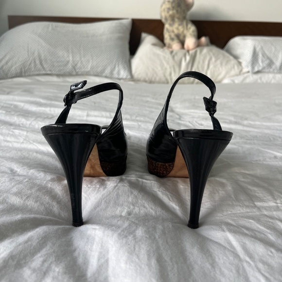 Stuart Weitzman Black/Brown Heels - Picture 4 of 7
